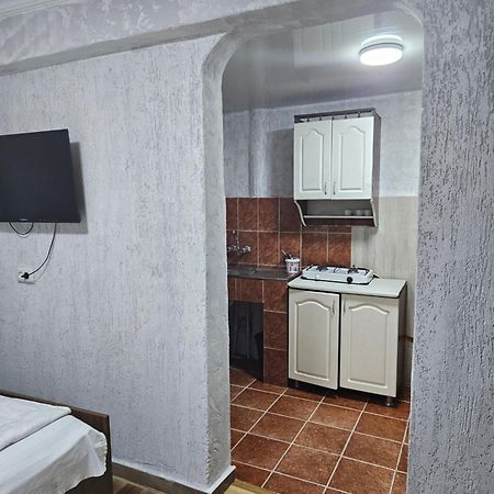 Guest House 2 Floor Батуми Екстериор снимка