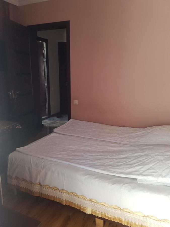 Guest House 2 Floor Батуми Екстериор снимка