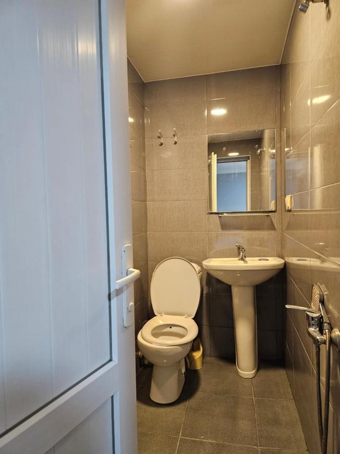 Guest House 2 Floor Батуми Екстериор снимка