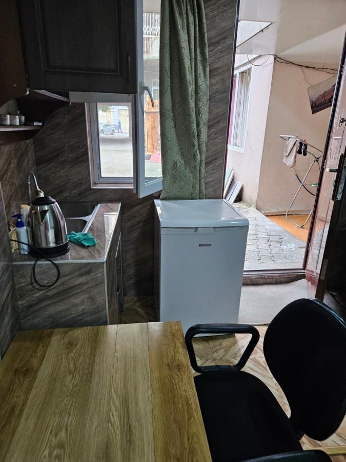 Guest House 2 Floor Батуми Екстериор снимка