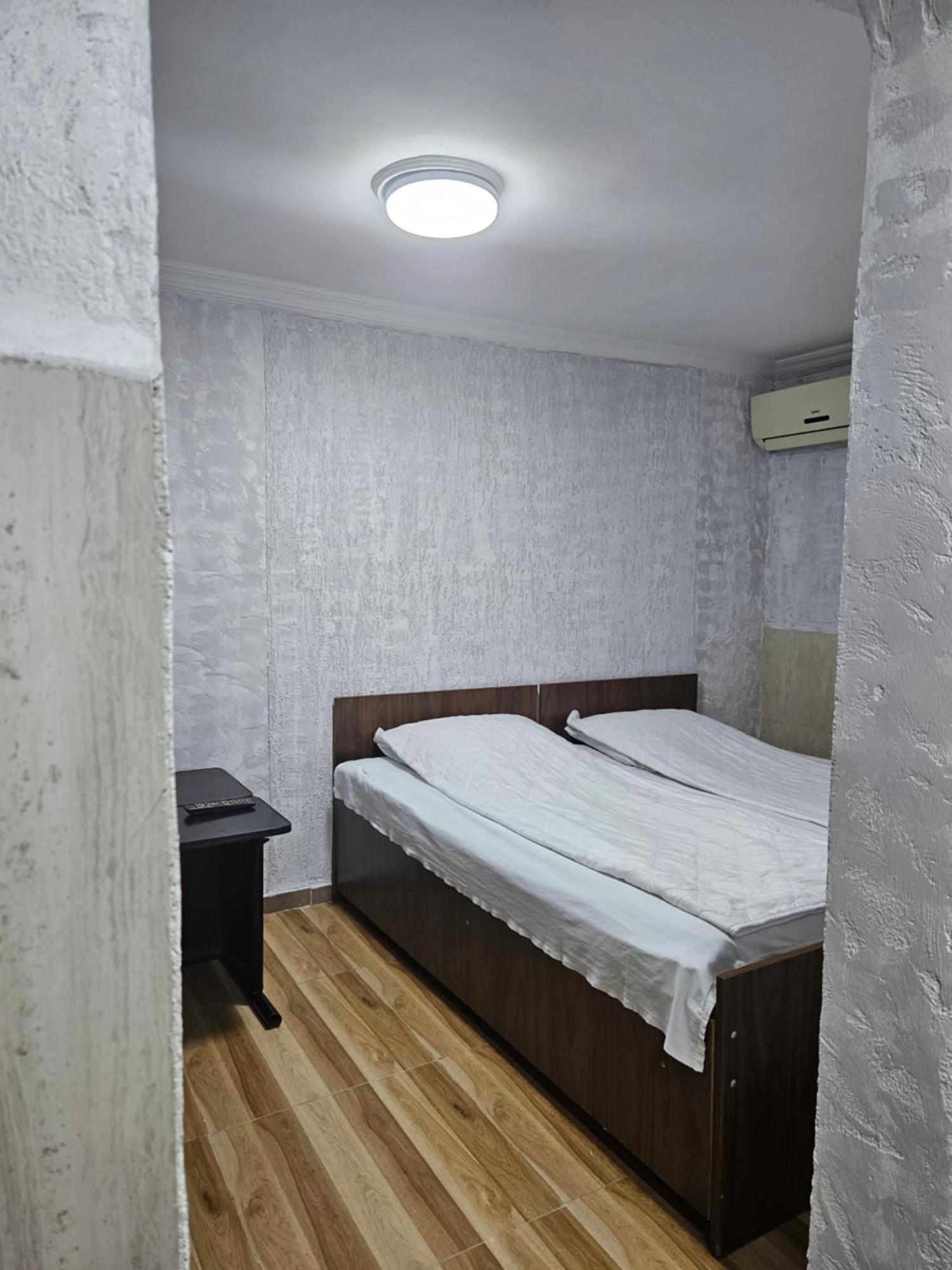 Guest House 2 Floor Батуми Екстериор снимка