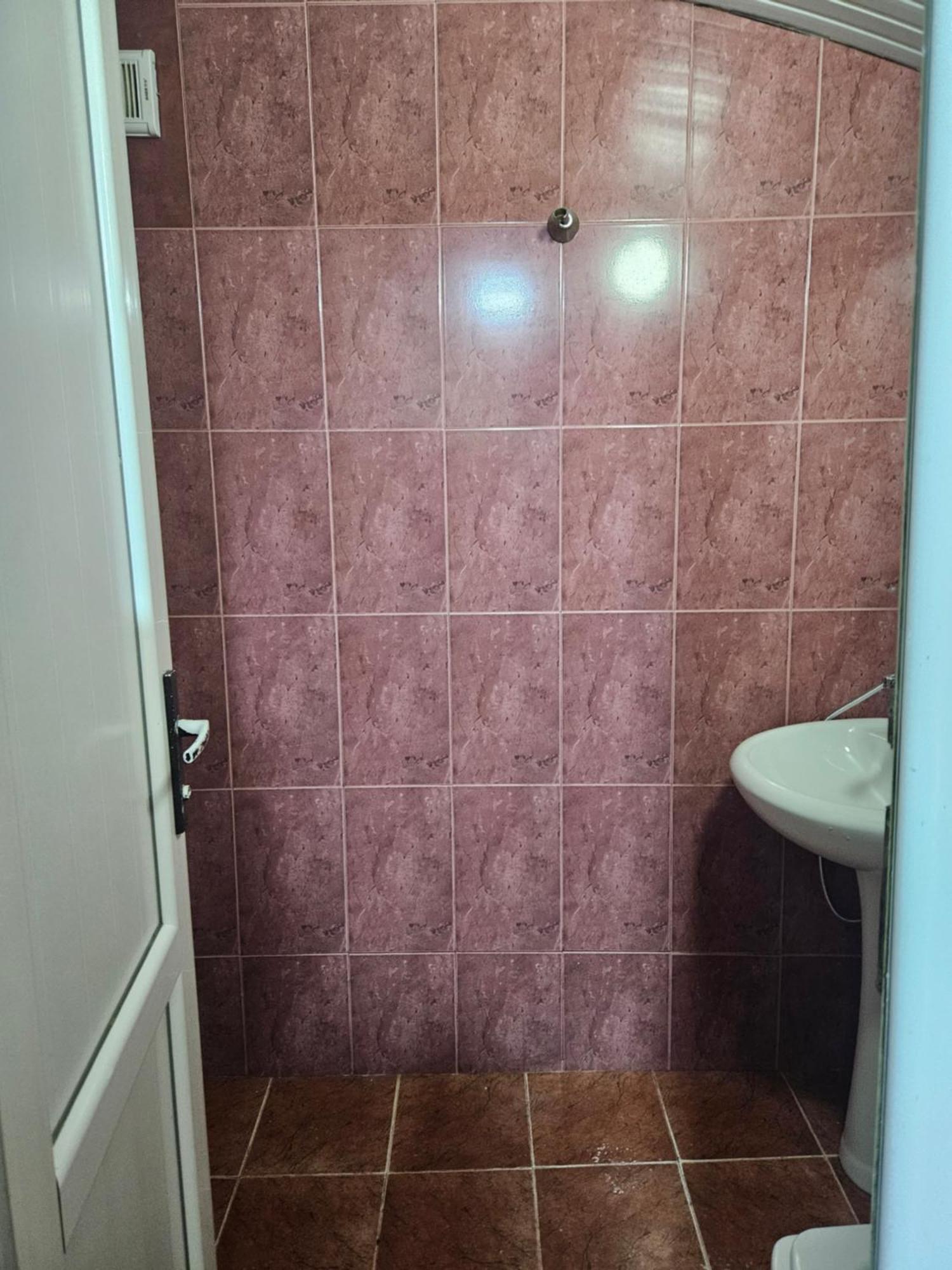 Guest House 2 Floor Батуми Екстериор снимка