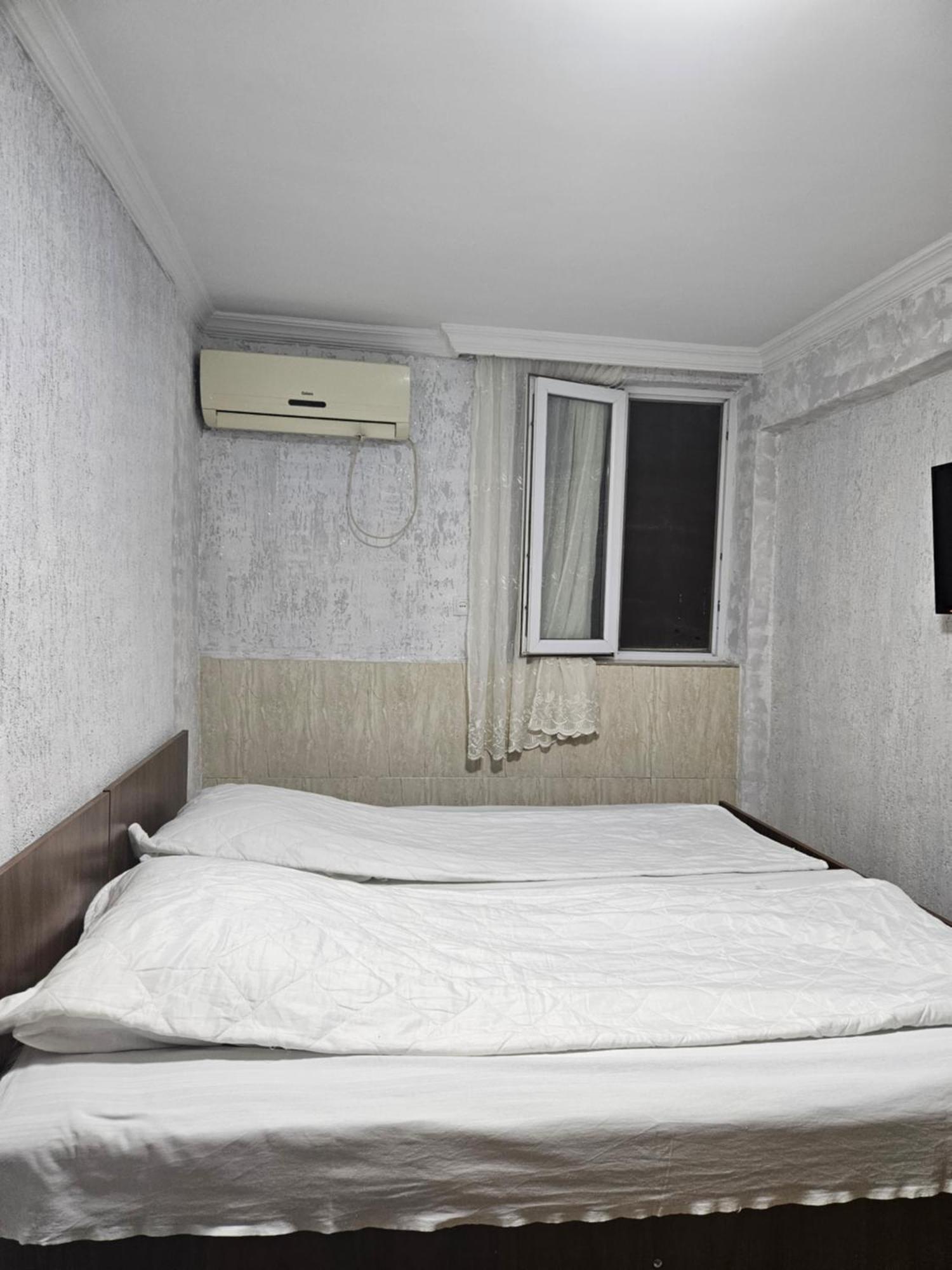 Guest House 2 Floor Батуми Екстериор снимка