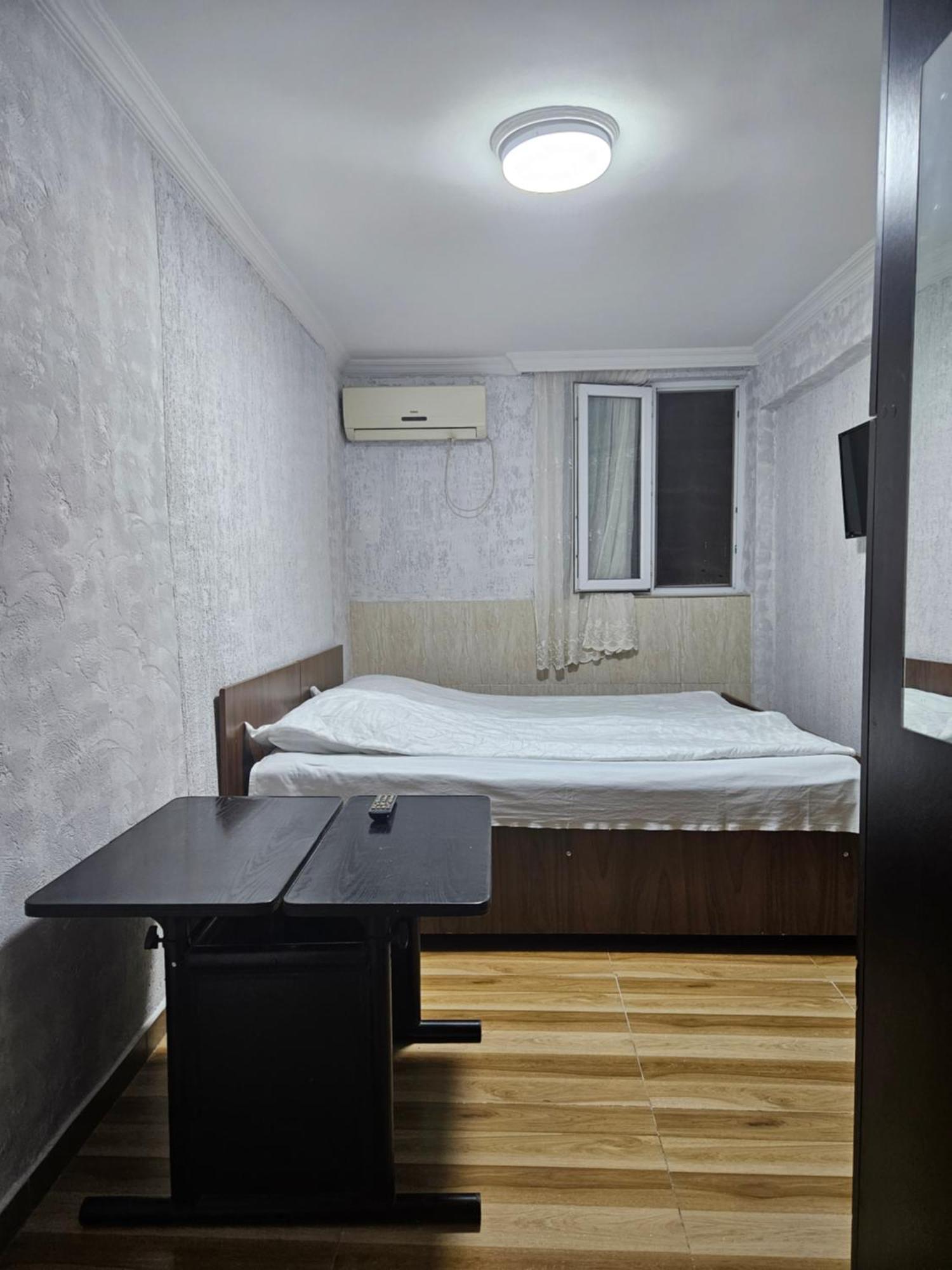 Guest House 2 Floor Батуми Екстериор снимка