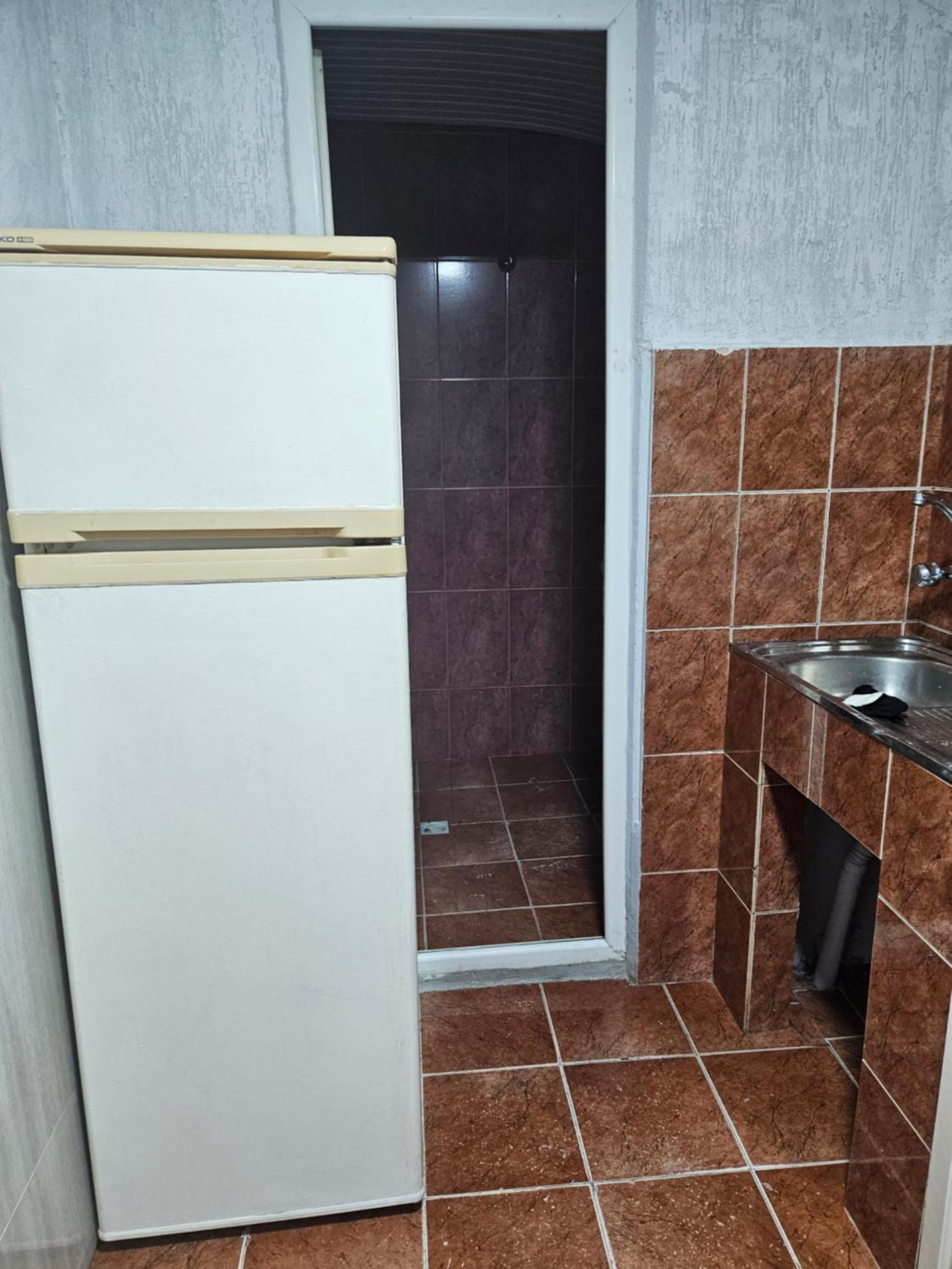 Guest House 2 Floor Батуми Екстериор снимка