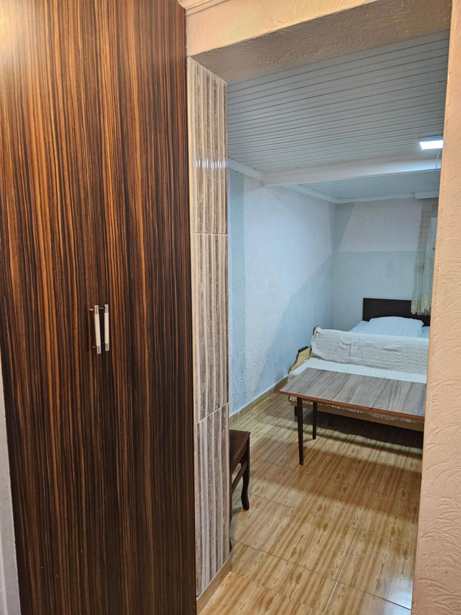 Guest House 2 Floor Батуми Екстериор снимка